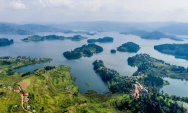 5 Days Gorillas, Wildlife And Lake Bunyonyi Safari