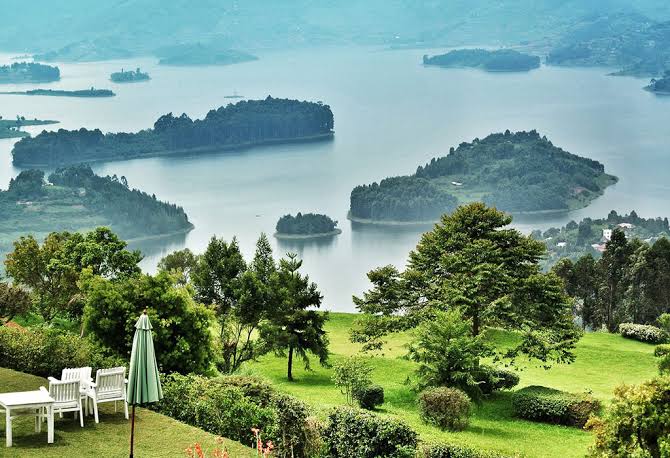 18-Day Uganda Safari: Explore All National Parks & Hidden Gems (2026 Ultimate Guide)