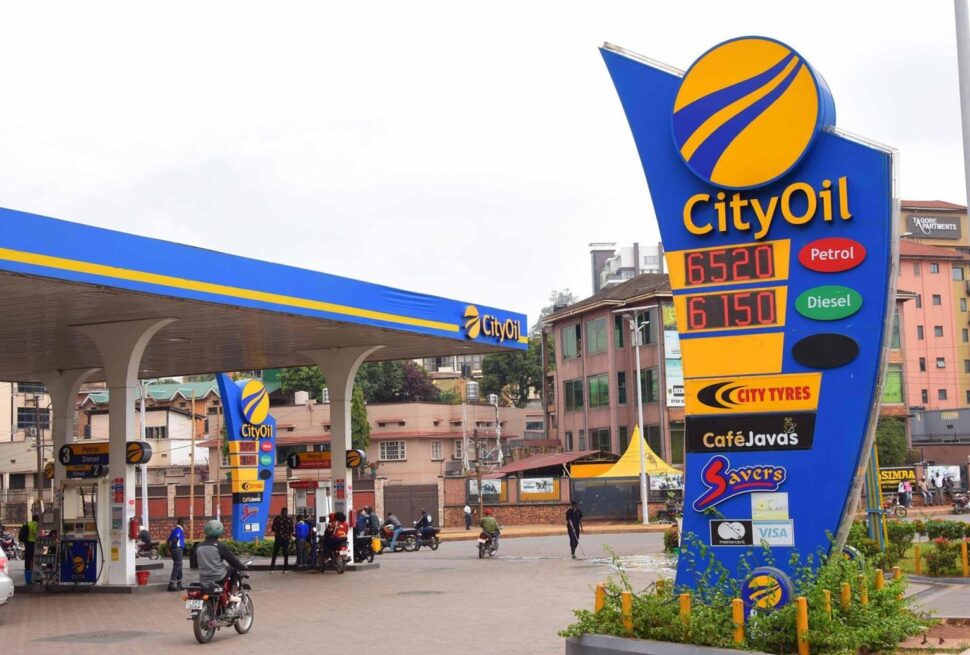 10 day Uganda self drive fuel cost – 4x4 vehicle at a fuel station in Uganda