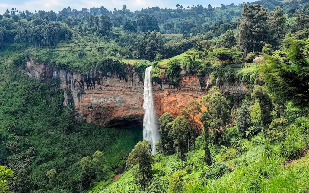 Hiking to Sipi Falls during a 3-Day Jinja Sipi tour