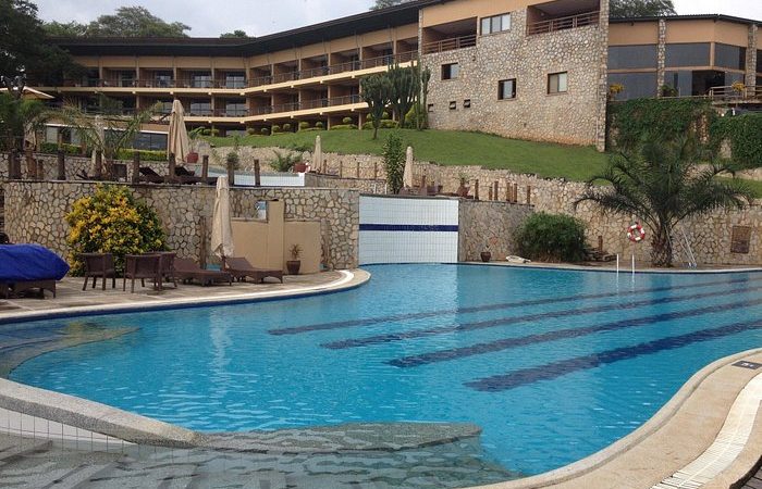The infinity pool at Chobe Safari Lodge, featured in the Chobe Safari Lodge vs Paraa Safari Lodge comparison