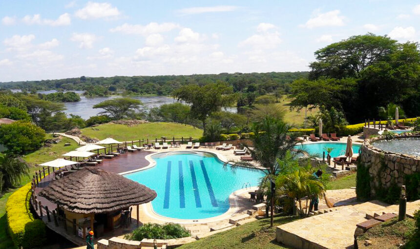 Chobe Safari Lodge vs Paraa Safari Lodge: Which Iconic Murchison Falls Lodge Is Right for You? (2026/2027 Guide)