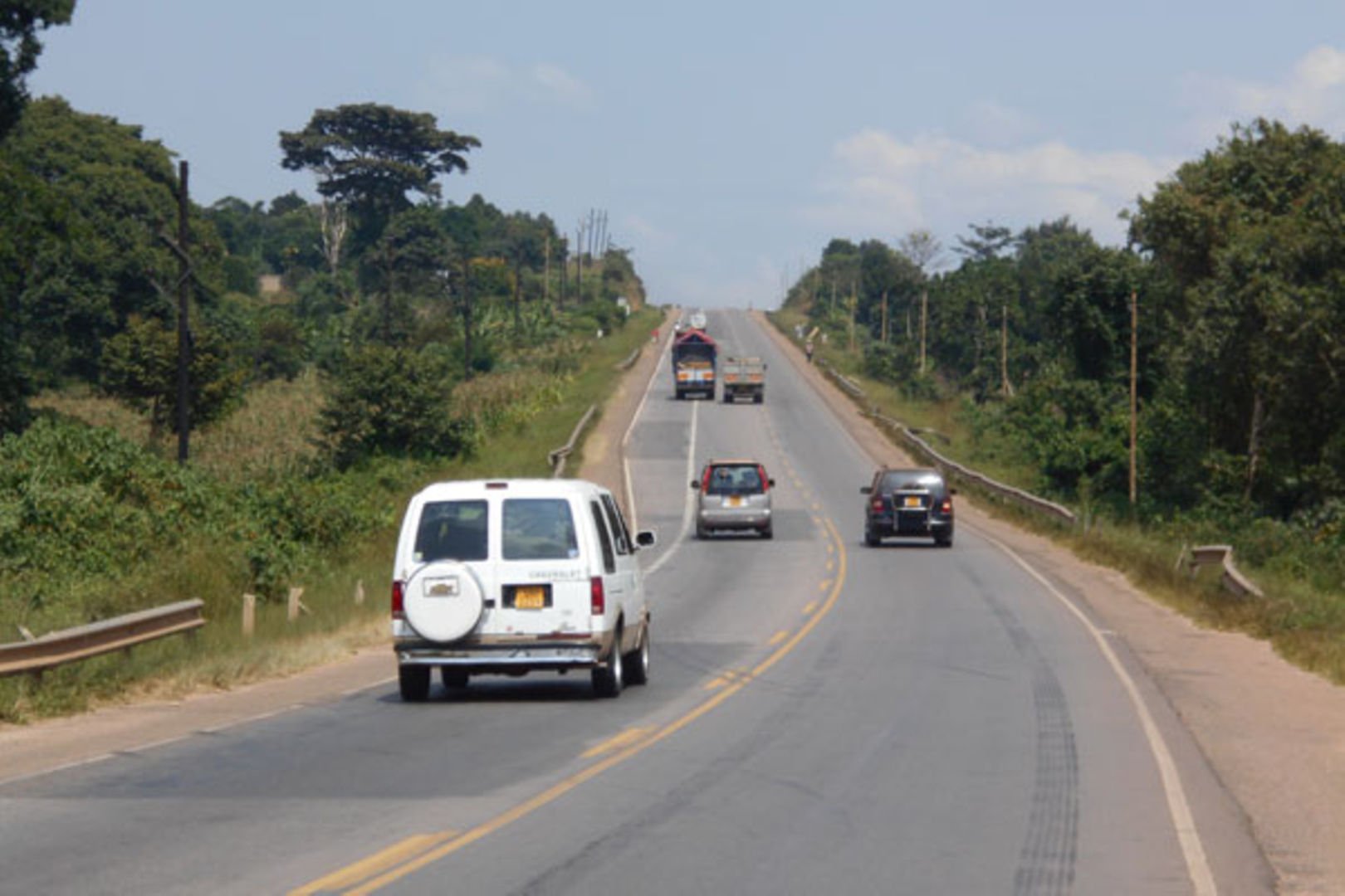 Driving in Kampala traffic foreign driver tips – 4x4 vehicle navigating Kampala streets