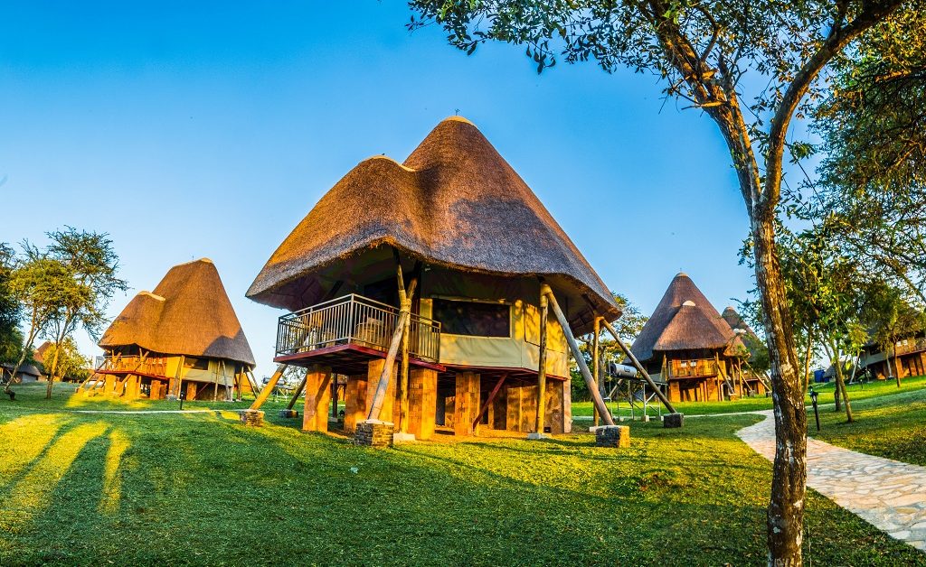 Emergency medical care remote safari parks Uganda – lodge with emergency response plan