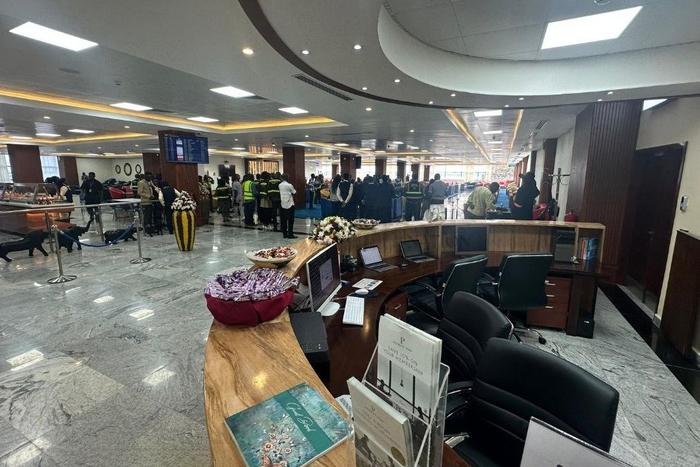 Entebbe airport overnight layover safety lounge – Entebbe International Airport terminal exterior