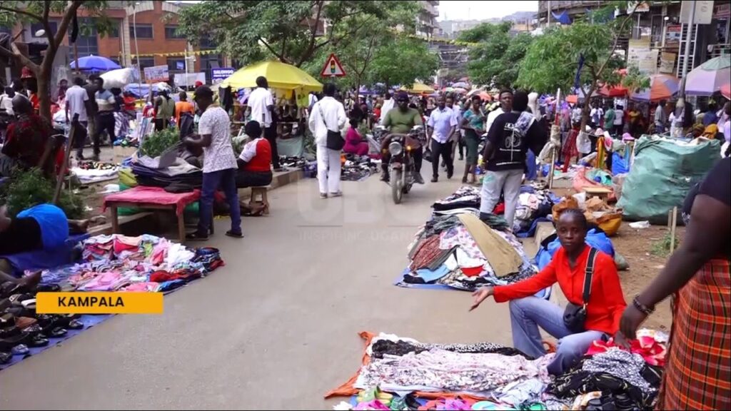 Handling Street Vendors Hawkers Kampala Polite Tips – 2026 Guide 2 Handling street vendors hawkers Kampala polite tips – busy Kampala street market