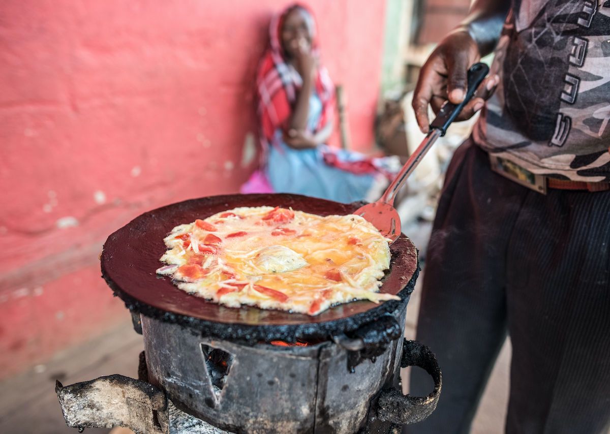 Is eating rolex street food safe Uganda – fresh rolex street food in Uganda