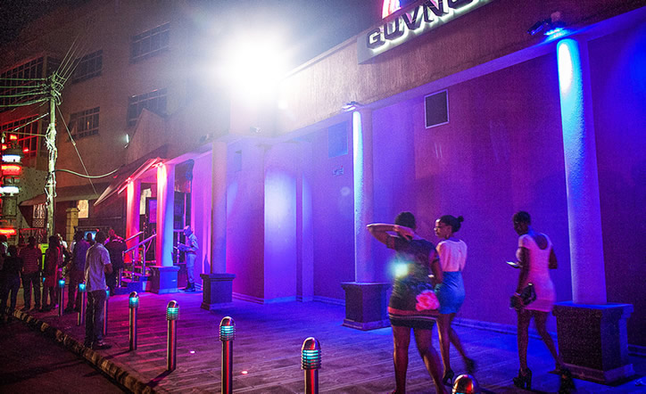 Kampala nightlife safety for tourists – nightclub entrance in Kampala with security