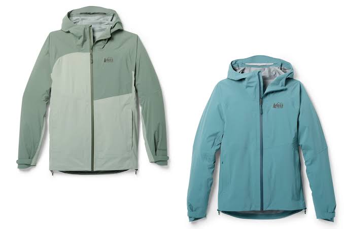 Waterproof rain jacket rating gorilla trekking Bwindi – gorilla trekking group in rain jackets