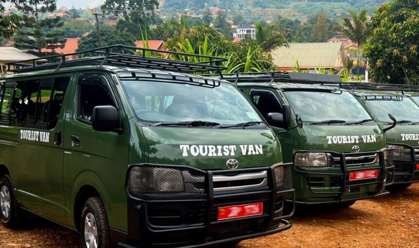 Affordable Uganda Safari Tours: Budget Gorilla & Wildlife Adventures (2026/2027 Guide) 7 Affordable Uganda Safari Tours: Budget Gorilla & Wildlife Adventures (2026/2027 Guide)