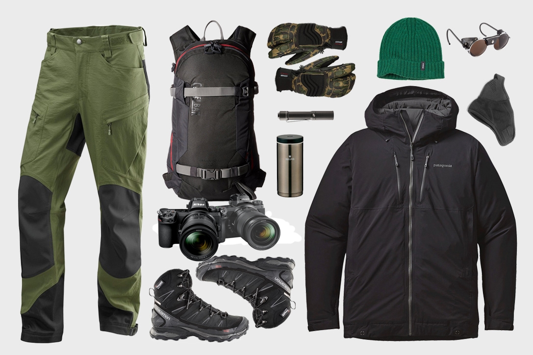 What to Wear for Chimpanzee Trekking: A Complete Guide 1 What to wear for chimpanzee trekking — trekker in long sleeves and boots on a Kibale forest trail